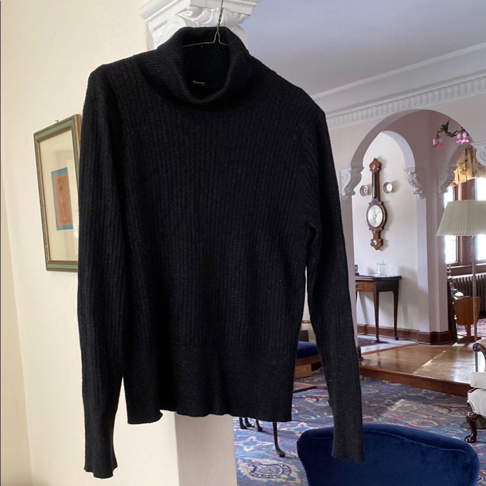 Raisey Elegant Black Turtleneck Sweater with Dainty Silver Sparkles  Ladies L